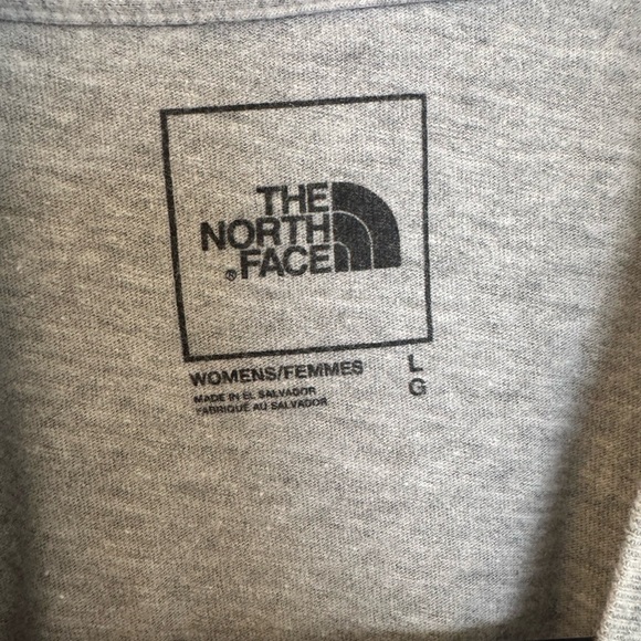 The North Face Gray T-Shirt - Picture 3 of 3